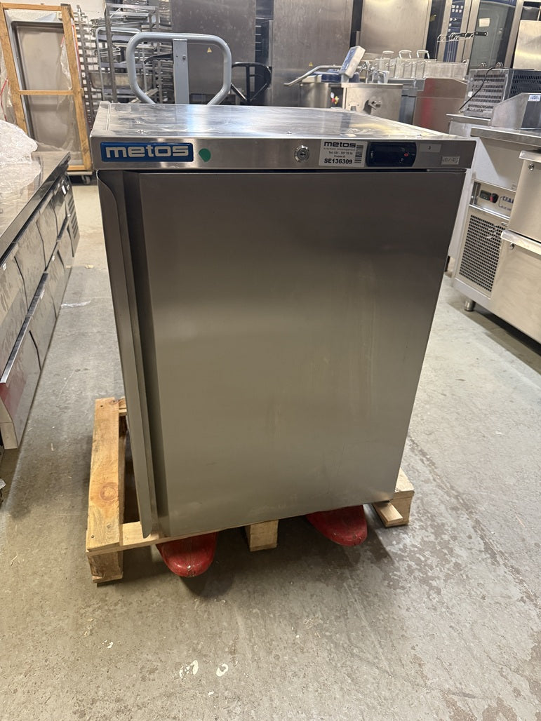 Frysskåp, 121L, 595x628x830mm