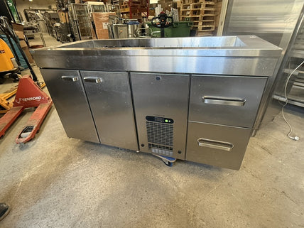 Kylbänk, kylbrunn 4 x GN1/1, 1600x650x900mm (År 2022)